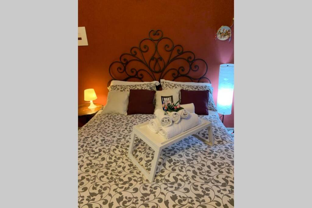 "Little Sicilian Home"-Room With A Private Bathroom & Kitchen -Fridge - And Shared A Beautiful Terrace On Hostel Taormina Center Екстер'єр фото