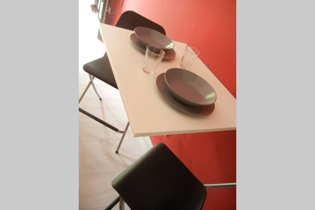 "Little Sicilian Home"-Room With A Private Bathroom & Kitchen -Fridge - And Shared A Beautiful Terrace On Hostel Taormina Center Екстер'єр фото